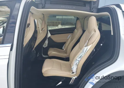 2016 Tesla Model X 60D/70D/75D/90D/P100D из США, поврежденный, VIN 5YJXCBE29GF016849